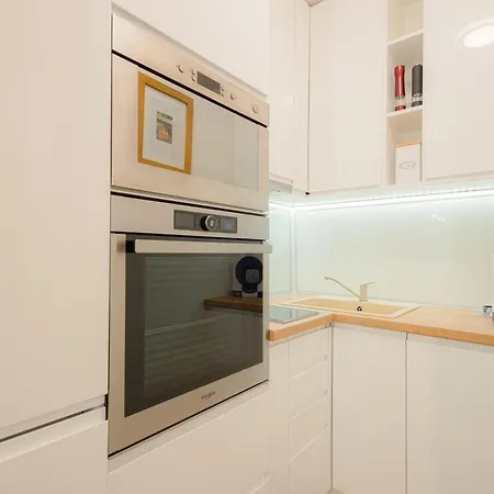 Lido By Bltn * بالاتوليلّي